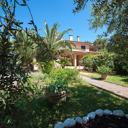 Villa Alida Casa Vacanze Foligno Bagian luar foto