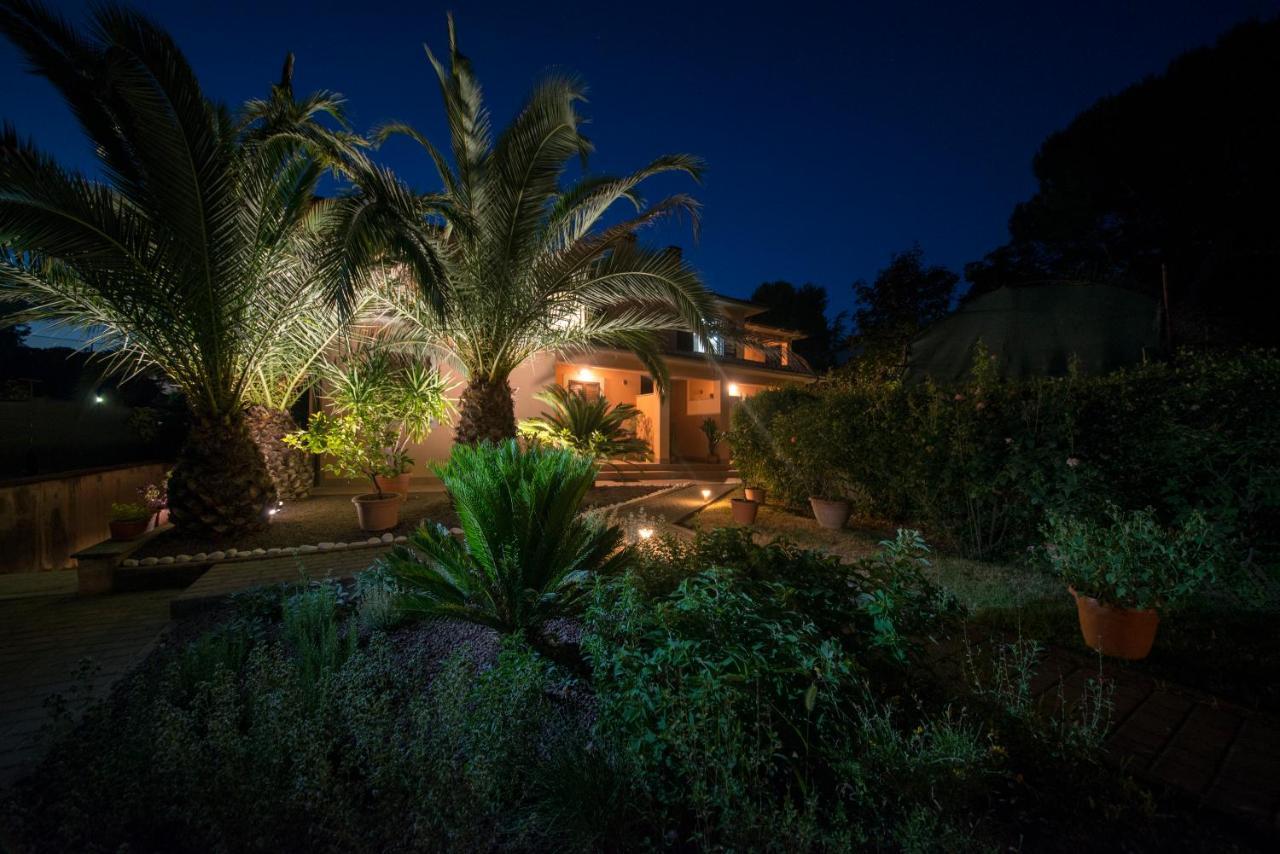 Villa Alida Casa Vacanze Foligno Bagian luar foto